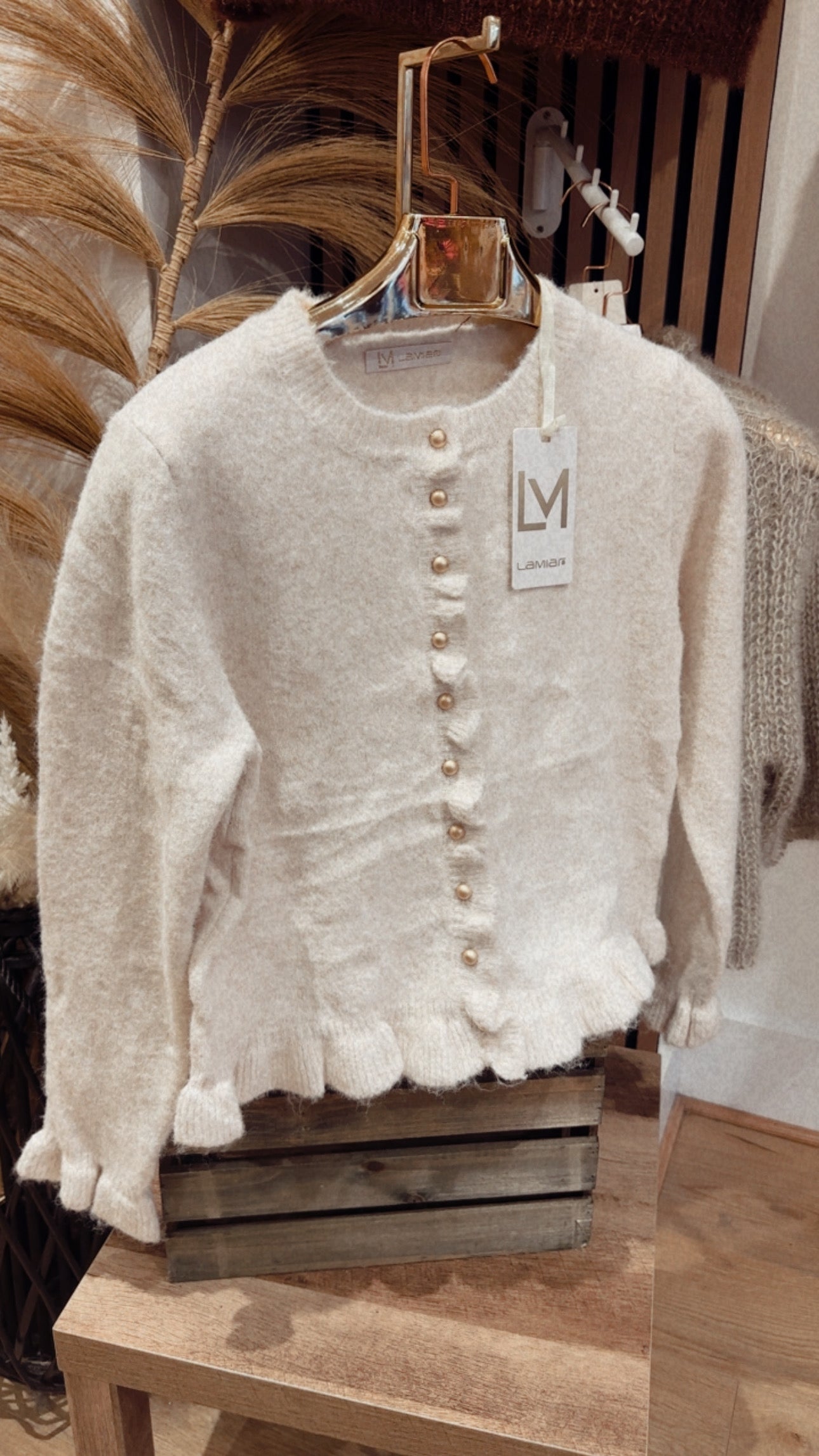 CREAM RUFFLE CARDIGAN