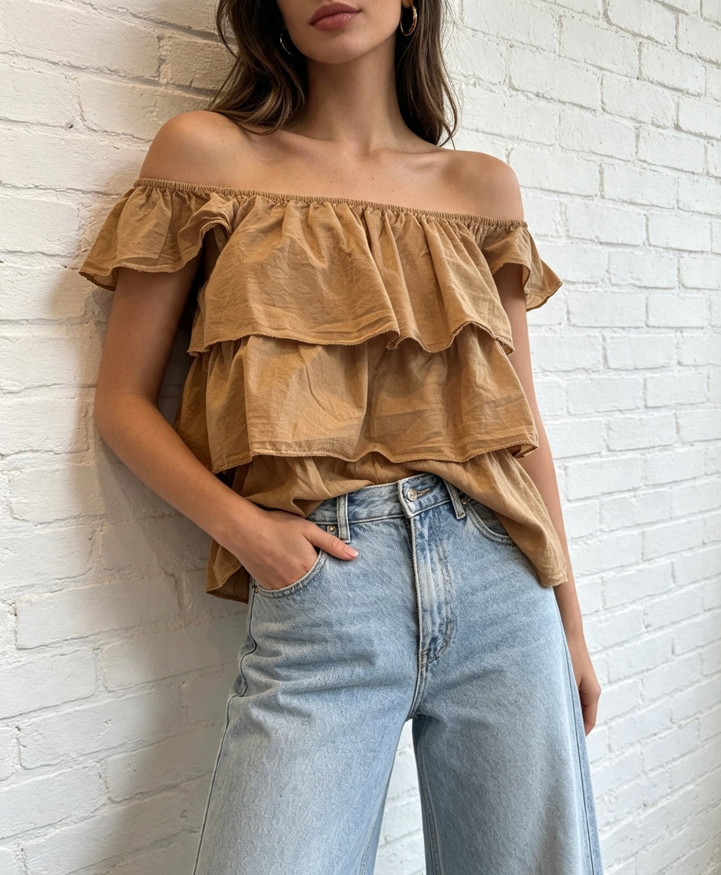 RUFFLE TOP - TAN