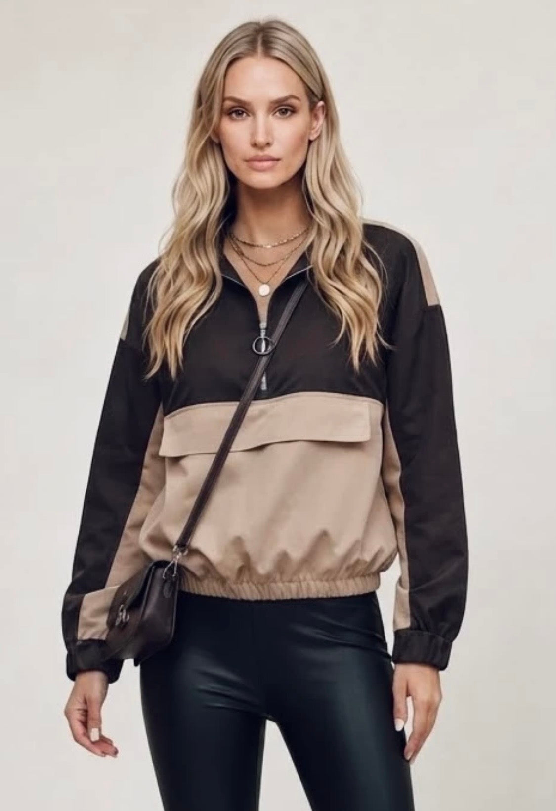 Kerry Windbreaker - Black/Tan