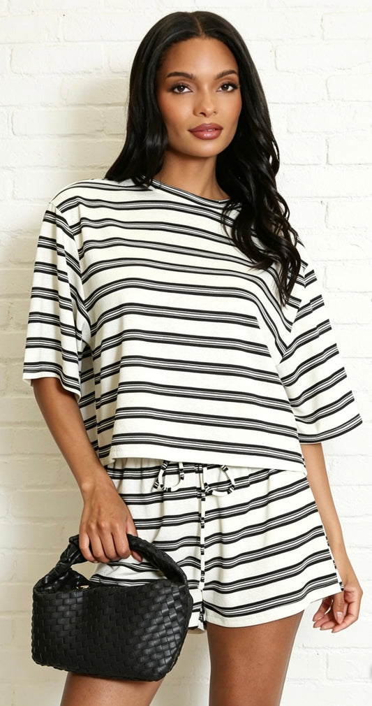 STRIPE T-SHIRT & SHORTS SET