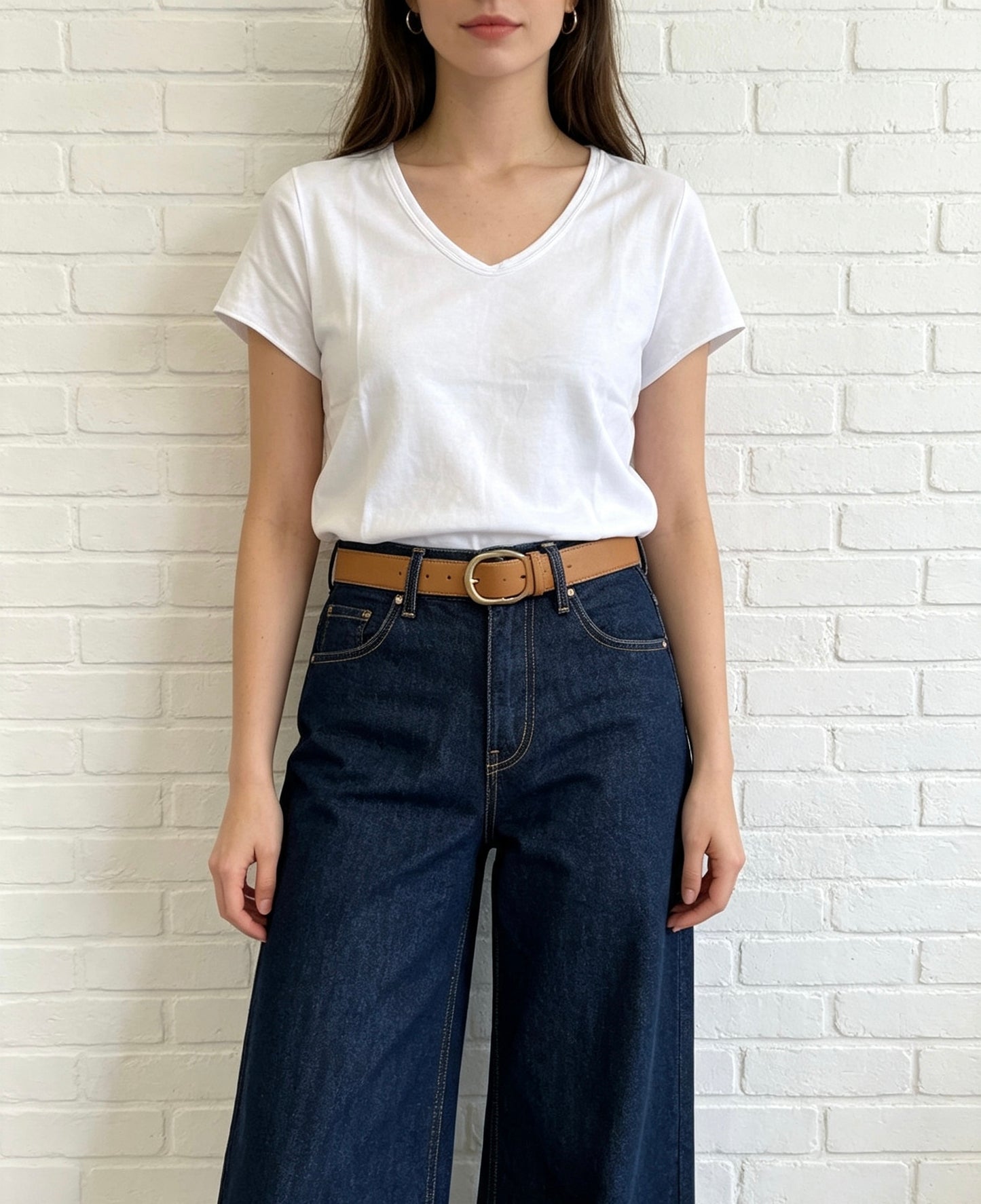 V NECK BASIC TEE - WHITE