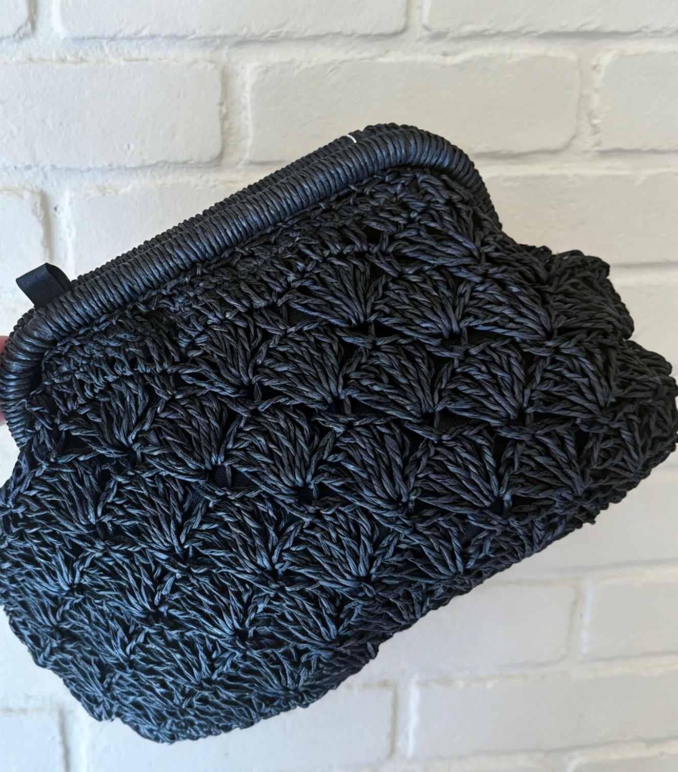 CROCHET CLUTCH - BLACK
