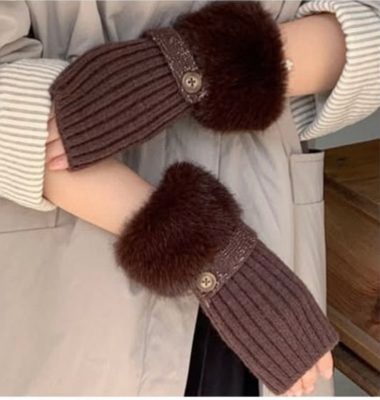Fur Cuff Mittens - Chocolate